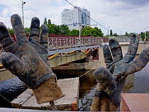 Дом Советов предложили окружить средневековыми силуэтами