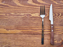 Ревнивица из Гусева воткнула нож в спину мужа