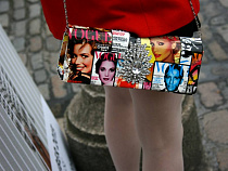 Бессовестная: 58-летняя калининградка украла на свадьбе телефон за 85 тыс. рублей