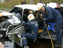 За сутки спасатели дважды выезжали на ДТП