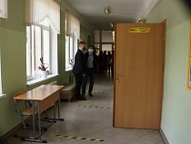 Алиханов рассказал о сроке перевода на удалёнку классов в Калининграде