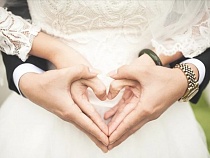 У молодожёнов украли кольца в ЗАГСе Калининграда