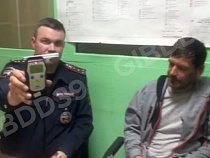 Комбо в Гурьевске: водитель был пьян, без прав и в федеральном розыске (комбо)