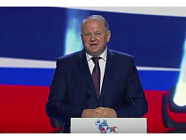 Цуканов вспомнил в Екатеринбурге о начале занятий боксом в Гусеве (видео)