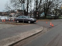 В Советске раненую женщину увезли в больницу прямо с тротуара