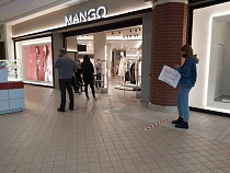 Алиханов об увеличении времени работы торговых центров: «Правильно делают» 