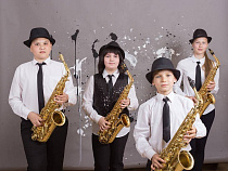 Аркадий Фельдман провел детский праздник в Кафедральном соборе