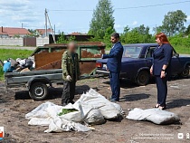 Данилов отчитал жителей Советска за крупный мусор