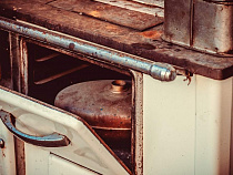 Рецидивист лишил пенсионерку духовки и другой утвари на 128 тысяч рублей