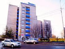 На Автомобильной 10-этажным домом уплотнят сквер перед отелем «Дейма»