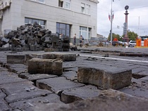 В Калининграде кладовщики два года поражали горожан скидкой на плитку