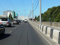 Власти: мелкие трещины на эстакадном мосту – это не брак 