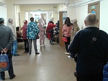 Жителям Калининградской области вкололи почти всю вакцину от гриппа