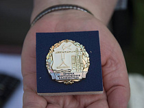 Ярошук и Кропоткин наградили ветеранов-строителей