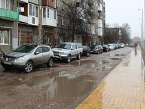 На ремонт проезда вдоль набережной Адмирала Трибуца планируется выделить более 7,4 миллиона рублей