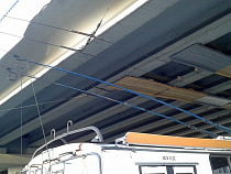 В Калининграде троллейбус повредил второй эстакадный мост (видео)