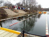 На озере Шенфлиз появился открытый 25-метровый бассейн