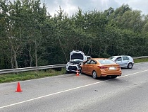 В ДТП на окружной с участием 4 автомобилей пострадали 4 человека 