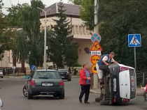 «Логан» встал на два колеса на Горького