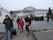  В Калининград прибыли задержанные утренние рейсы из Москвы и Санкт-Петербурга