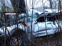 В Черняховске столкнулись военный «КАМАЗ» и легковой «Мерседес» 