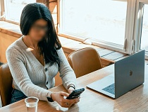 Студентка из Калининграда показала негодяям на видео всё