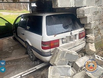 Под Гвардейском водитель умер в «Фольксвагене» при выезде из гаража