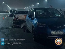 На окружной Калининграда не разъехались три автомобиля