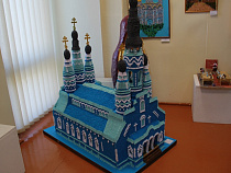 Школьники из поселка Доваторовка собрали бумажную копию Владимирского собора иконы Божьей Матери