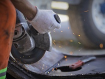 В Калининградской области двух человек поймали на распиле очистных