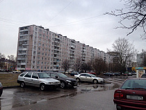 Калининградец прятал свой автомобиль от приставов в соседнем дворе