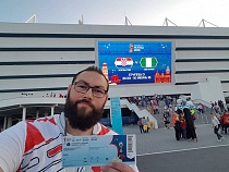 Футбол, девушки, подводная лодка: 24 часа болельщика из Хорватии в Калининграде