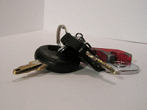 Пока калининградка спала, из ее квартиры украли деньги и ключи от машины