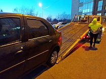 Калининградец погасил долг в 54 тысячи рублей прямо на улице