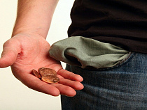 Каждому десятому калининградцу задерживают зарплату