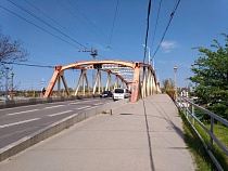 На Киевской в Калининграде открыли полностью движение по мосту