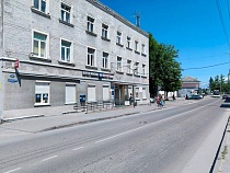 В Полесском районе у 73-летнего нашлись свободные 9,7 млн рублей