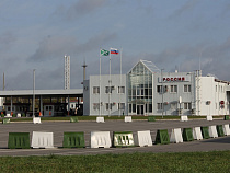 Калининградец вёз для семьи из Польши 125 кг сосисок, сыра и масла