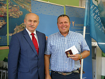 Генерального директора ООО «Форест» отметили медалью «К 70-летию Калининградской области»