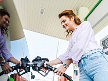 Клиенты Tele2 в Калининграде заправляют автомобили топливом со скидкой