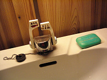 20-летний парень стащил 15 тысяч рублей у администратора сауны