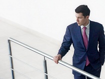 Алиханов ответил на сравнение его с Петром Великим