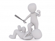 Уроженец Черняховска ночью ограбил 40-летнего прохожего в Калининграде