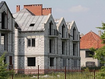 Власти выдали 5 разрешений на строительство в Большом Исаково на участке 730 кв. м