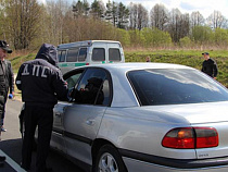 На майские праздники 26 должников за электроэнергию не выпустили за границу 