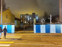 На месте снесённого незаконного ТЦ на улице Киевской стали строить новый