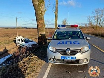 На трассе Советск – Гусев вновь авария – с вылетом в кювет