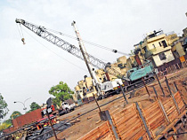 В Калининграде возбуждено уголовное дело по факту гибели 20-летнего рабочего в результате падения стрелы строительного крана