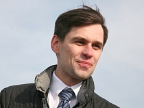 Человек Алиханова простил магнату «Россетей» 3,2 млн рублей