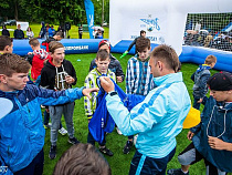 Воспитанники детских домов Калининграда пообщались с тренерами «Зенита»